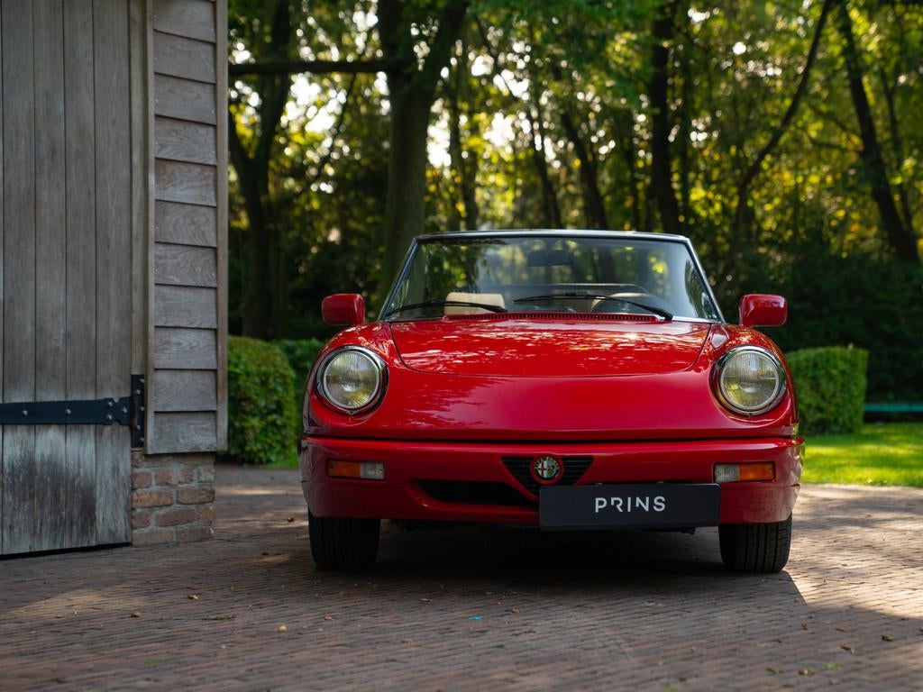 Alfa Romeo Spider 2.0 QV | NL-auto | 20 jaar in bezit, Auto's, Achterwielaandrijving, Beige, 1962 cc, Cabriolet