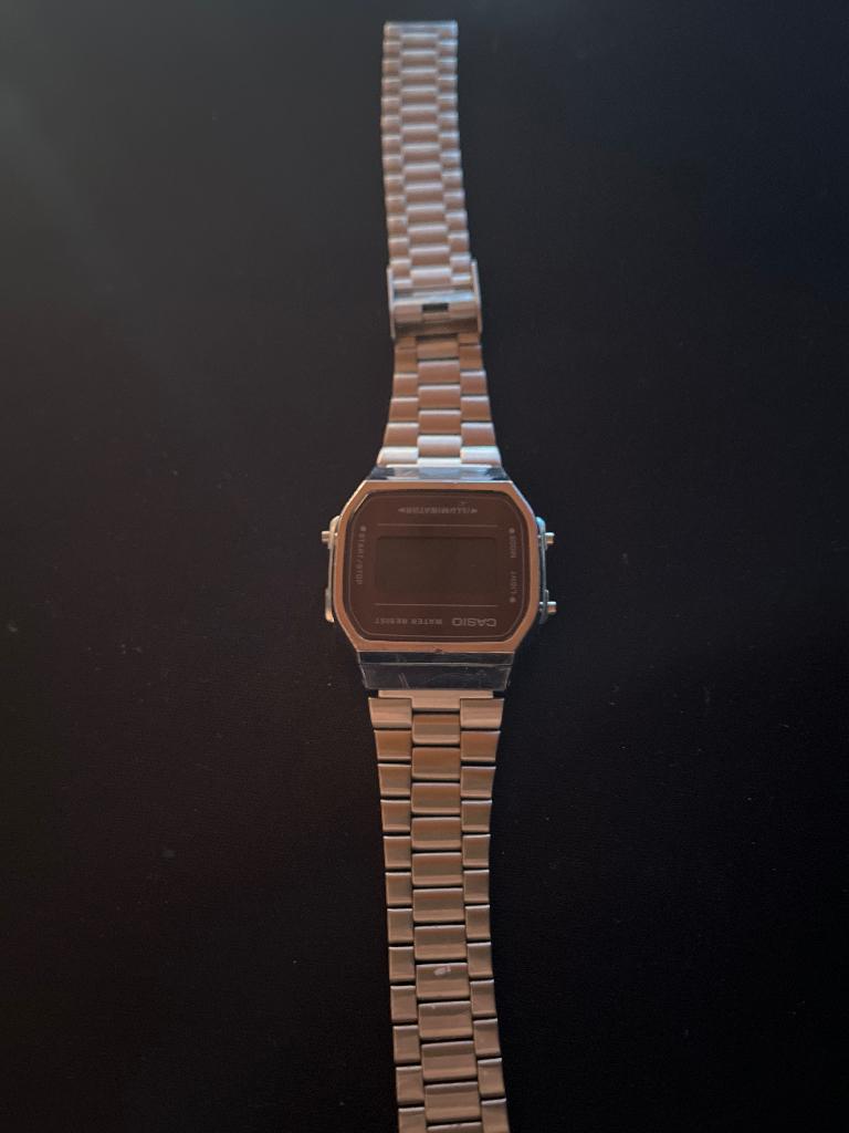 Grijze horloge nieuw, Ophalen, Zo goed als nieuw, Grijs, Jongen of Meisje