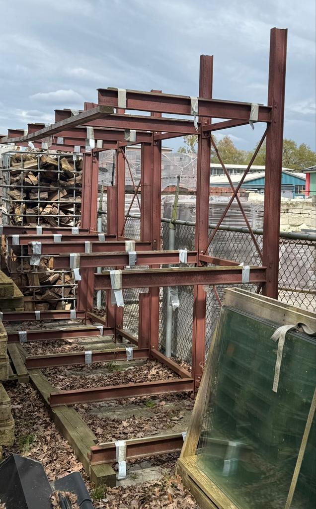 Metalen stelling - opslagruimte, Ophalen, Gebruikt