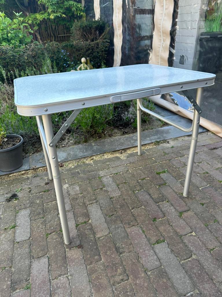 Lichtgewicht aluminium campingtafel 75x55x60 inklapbaar, Ophalen, Gebruikt, Campingtafel