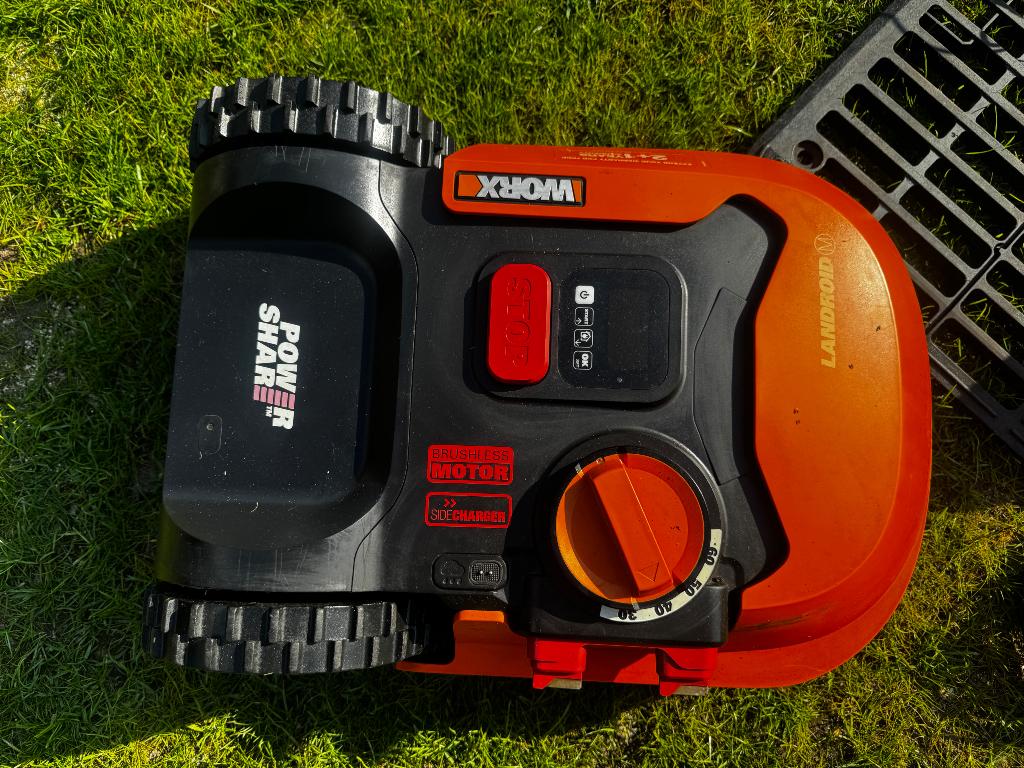 WORX Robot grasmaaier, Ophalen, Gebruikt, Bestuurbaar via app, Worx