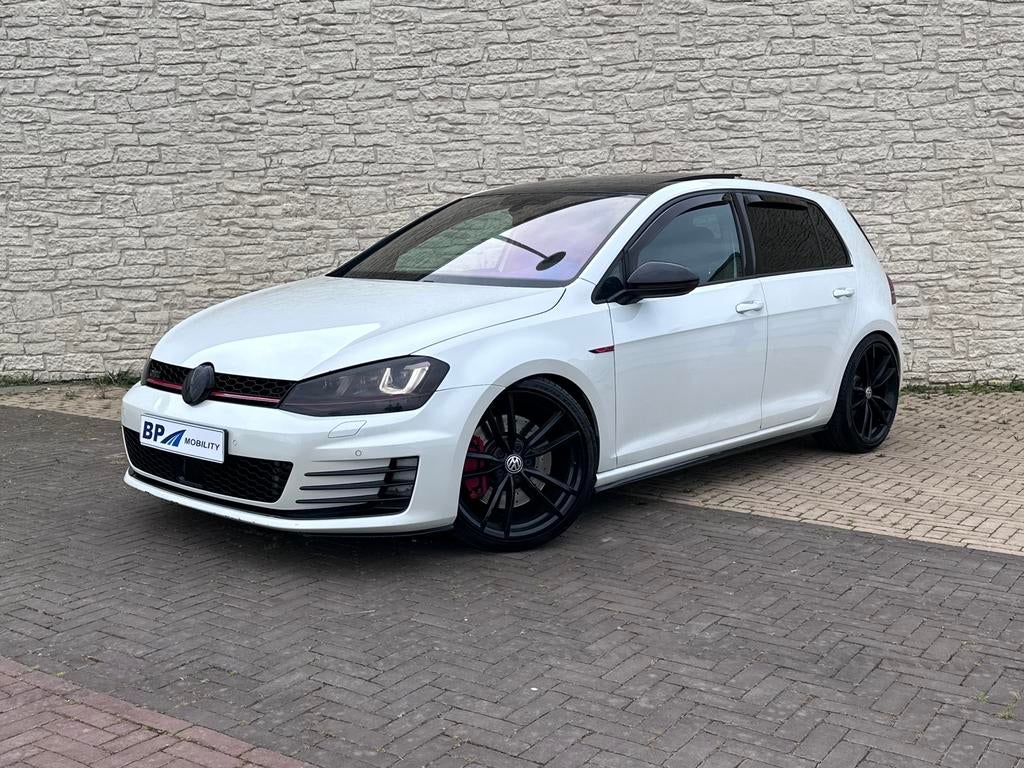 Volkswagen Golf 7 GTI | Panodak | Milltek | Digital dash, Auto's, Volkswagen, Bedrijf, Golf, Achteruitrijcamera, Adaptive Cruise Control