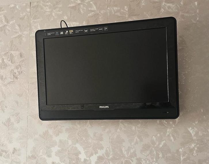 Philips TV - Compact en Functioneel (32 inch) MOET WEG, Audio, Tv en Foto, Televisies, Gebruikt, LCD, 40 tot 60 cm, HD Ready (720p)