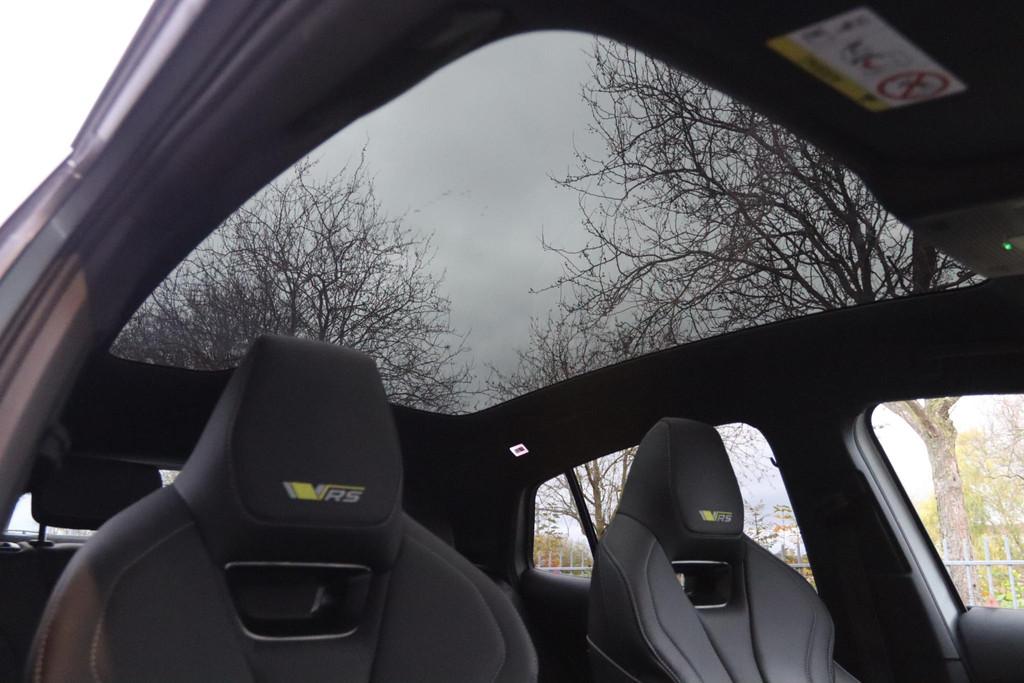 SKODA ENYAQ COUPÉ 80 RS SPORT | SOH 93% | PANO | RS ZETELS, Automaat, Gebruikt, Verwarming stoelen achter, 33 min