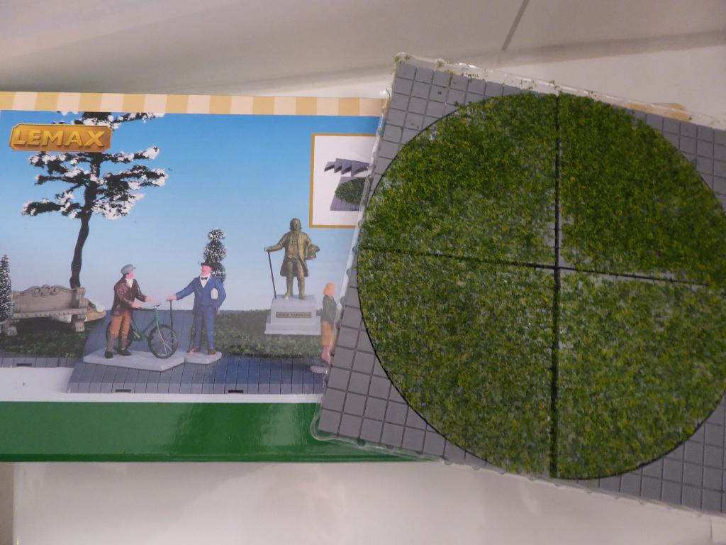 Lemax Item - Plaza system -  ik ruim op, Diversen, Kerst, Ophalen of Verzenden, Zo goed als nieuw