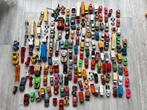 Grote collectie speelgoedauto's en vrachtwagens, Overige merken, Gebruikt, 1:50 of kleiner, Auto