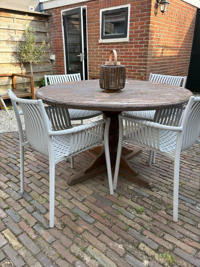 GRATIS Ronde houten tafel, 130 cm diameter, Huis en Inrichting, Tafels | Eettafels, Gebruikt, 100 tot 150 cm, Vier personen, Rond