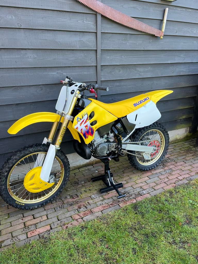Suzuki rm 250 1995 (nette staat), Motoren, Motoren | Suzuki, Particulier, Crossmotor, Ophalen