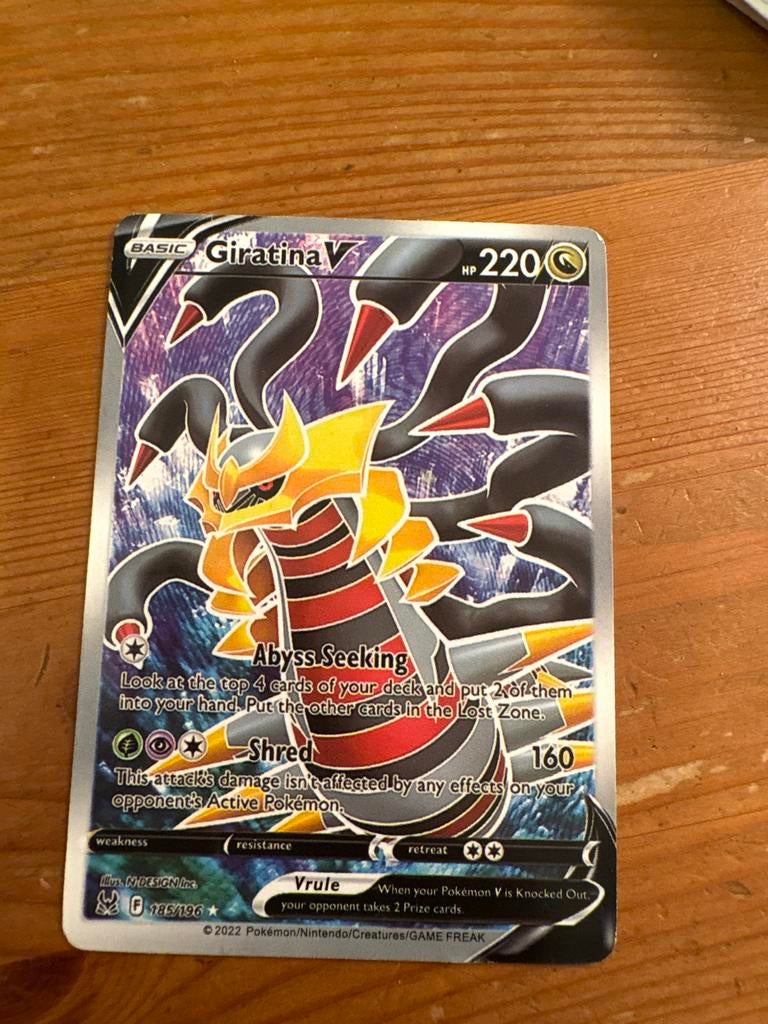 Giratina V - 185/196 Lost Origin - Pokémon TCG - 2022, Ophalen of Verzenden, Losse kaart
