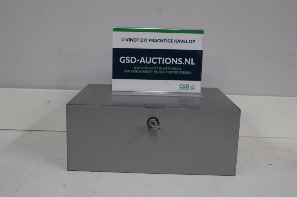 Grijs Metalen Geldkistje met Sleutel, Antiek en Kunst, Ophalen of Verzenden