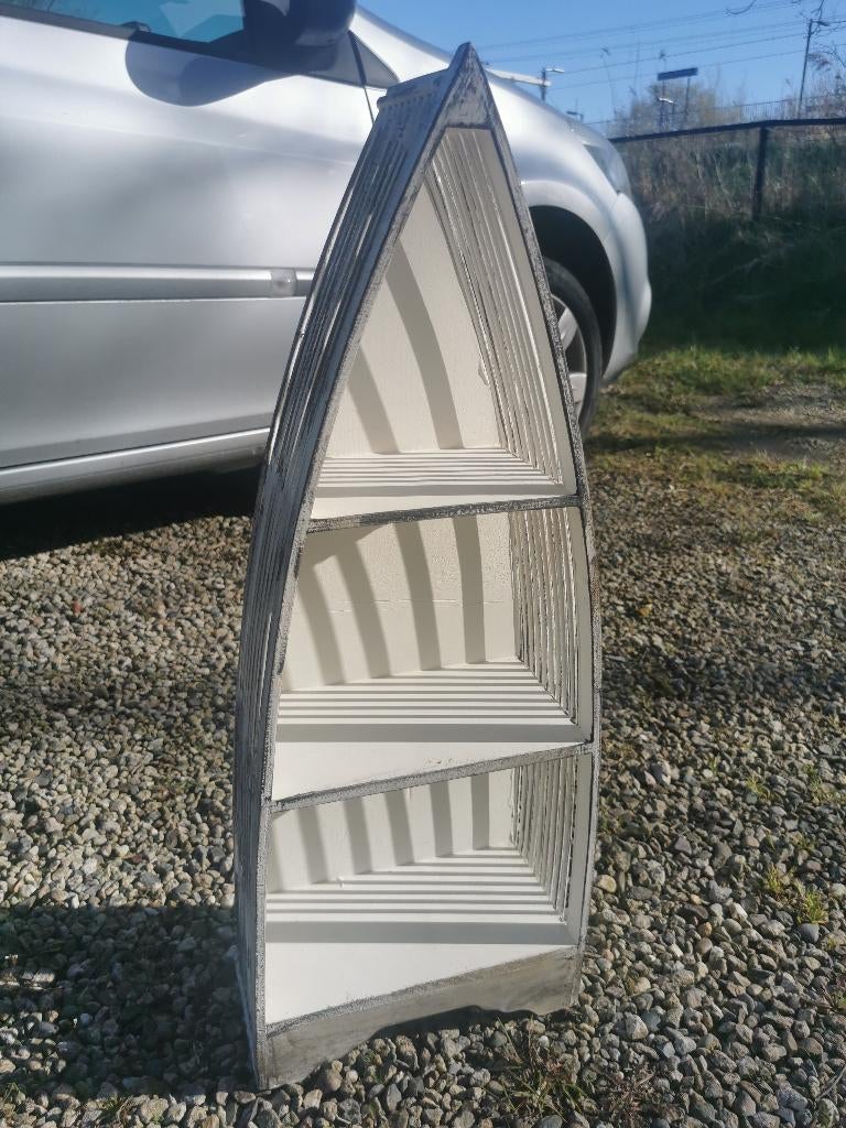 Kastje in bootvorm, Gebruikt, Wandhanger, Hout, Wit