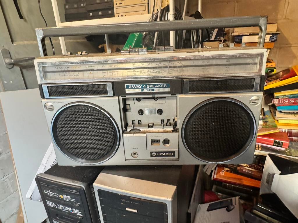 Vintage Hitachi Radio Cassette Recorder - Jaren '80 Boombox, Ophalen, Gebruikt, Radio