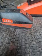 Fein 2,5 Ah 18 V accu's (2 stuks) met lader, Doe-het-zelf en Verbouw, Ophalen of Verzenden, Gebruikt, Overige typen