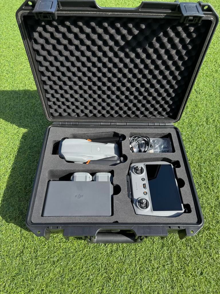 DJI AIR 3 Fly More Combo + Smart Controller, Ophalen, Cameradrone, Zo goed als nieuw, DJI