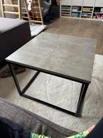 Balcony / garden Table 60x60 cm, Ophalen, Zo goed als nieuw, Rechthoekig, Hout