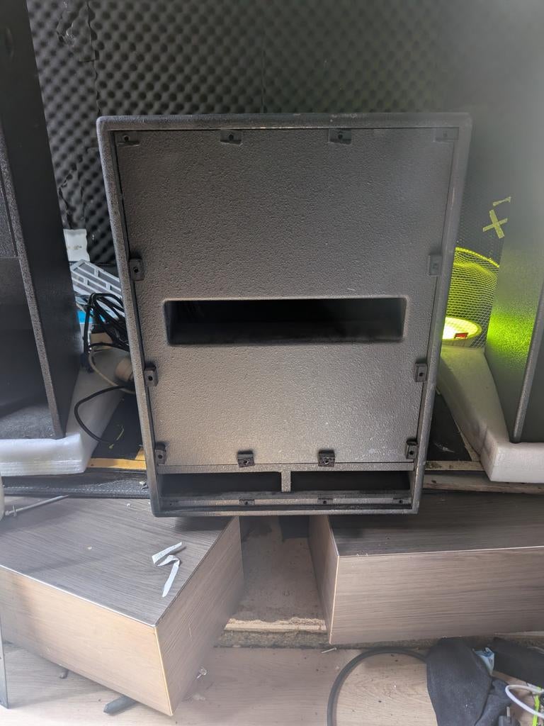 RCF ART 705-AS MK1 Subwoofer - Potmeter defect, Gebruikt, Subwoofer, 120 watt of meer, Ophalen