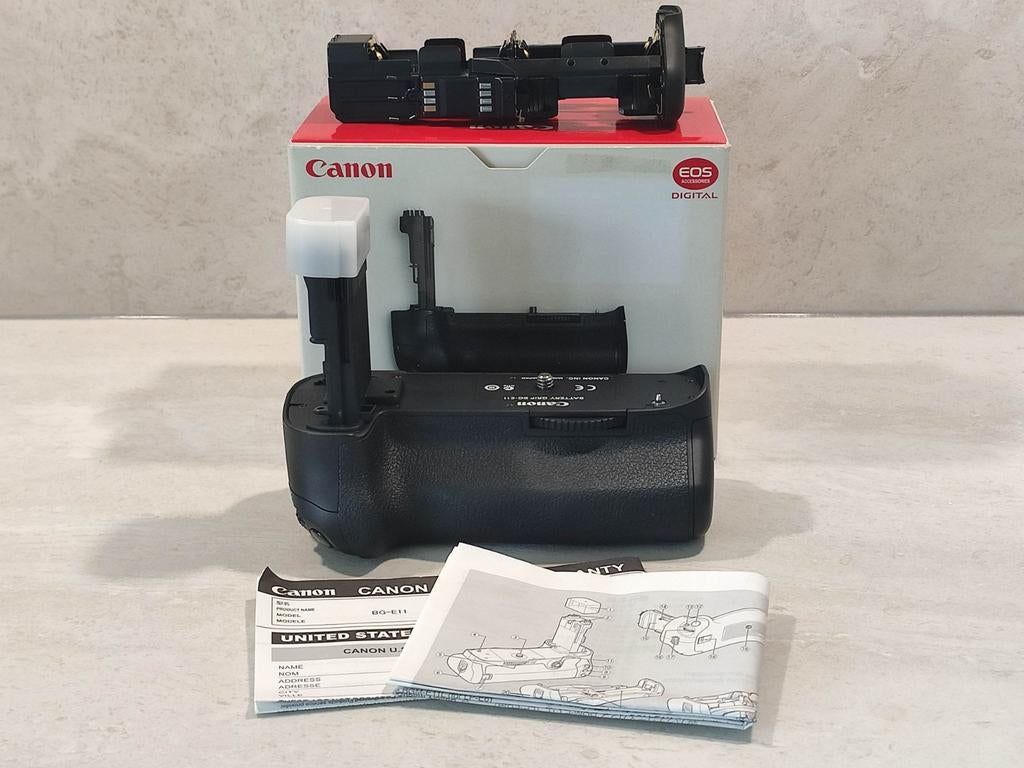 Canon BG-E11 battery grip (Canon 5D Mark iii), Ophalen of Verzenden, Zo goed als nieuw
