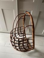 Rotan hangstoel, Huis en Inrichting, Ophalen, Zo goed als nieuw