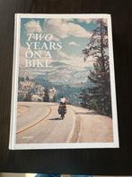 two years on a bike, Ophalen of Verzenden, Fictie, Martijn doolaard, Zo goed als nieuw