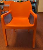 Moderne kunststof stoel - Oranje of Grijs ( 6 stuks), Tuin en Terras, Tuinstoelen, Ophalen, Zo goed als nieuw, Kunststof, Stapelbaar