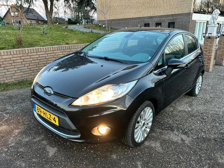 1.4 Titanium AUT 2e EIG! NIEUWE RIEM+APK+SERVICE PDC Cruise, Auto's, Ford, Bedrijf, Fiësta, ABS, Airbags, Airconditioning, Boordcomputer