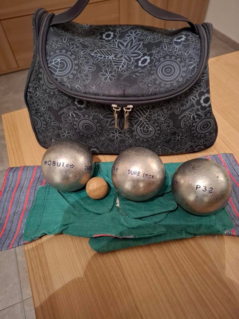 Obut P32 wedstrijd jeu de boule ballen., Ophalen of Verzenden, Bal