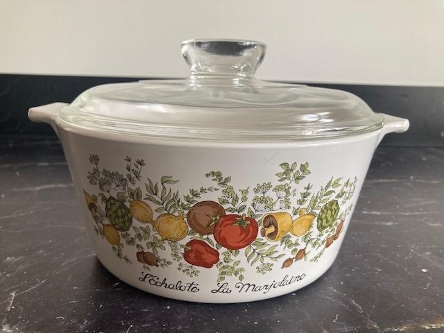 Pyroflam Ovenschaal met Deksel ‘L Echalote La Marjolaine, Ophalen of Verzenden, Zo goed als nieuw