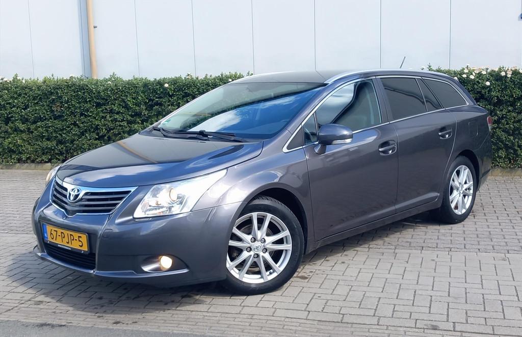 TOYOTA Avensis 2.0 VVT-i 152pk Business Navigatie/Camera/Tre, Auto's, Toyota, Euro 5, Stof, Zwart, 4 cilinders