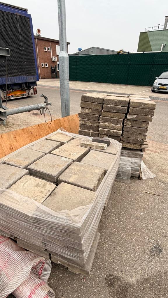 Gratis beton tuintegels Venlo, Tuin en Terras, Tegels en Klinkers, Ophalen, Gebruikt, 10 m² of meer, Beton