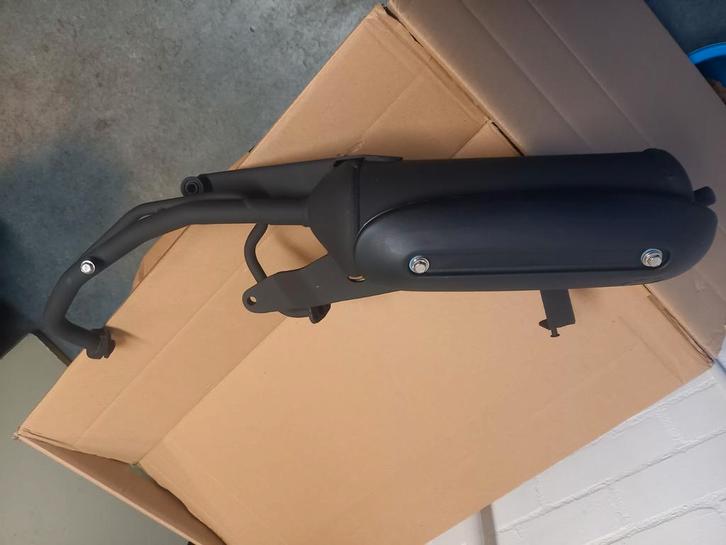 SALE NIEUWE UITLAAT ORG M oa SYM FIDDLE 2, Fietsen en Brommers, Brommeronderdelen | Scooters, Nieuw, SYM, Uitlaat, Ophalen of Verzenden