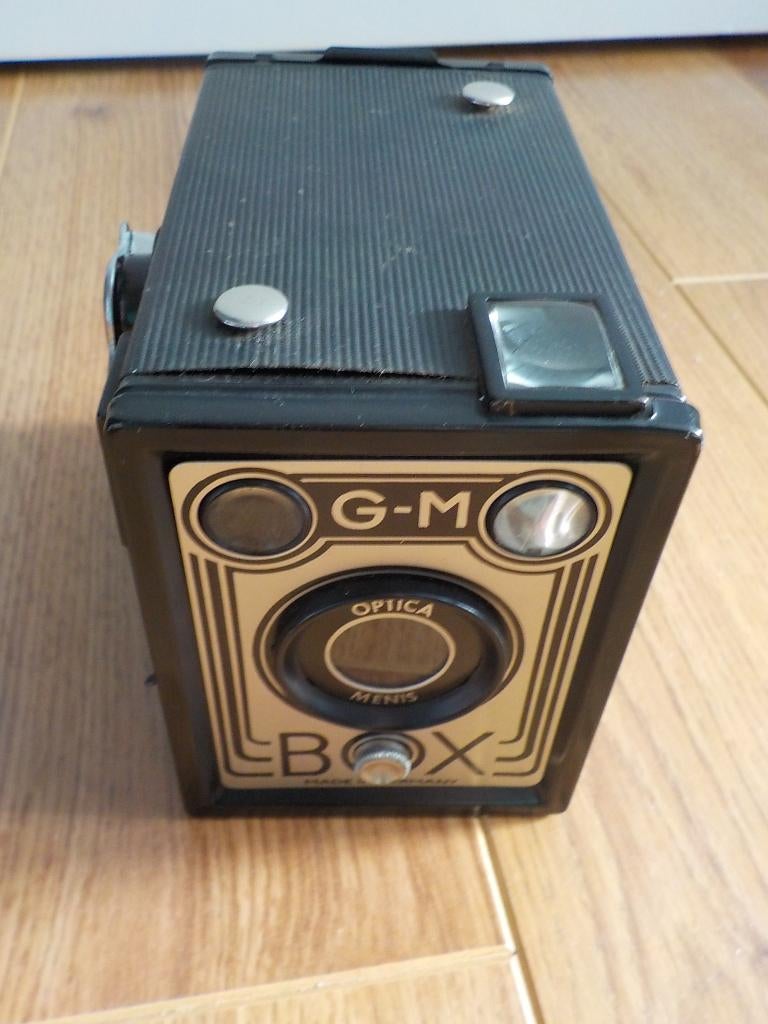 GM Box, Verzamelen, Fotografica en Filmapparatuur, Ophalen of Verzenden, Voor 1940, Overige typen