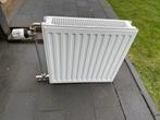 T22 Radiator compleet met alle doppen en kraan, 30 tot 80 cm, Radiator, Ophalen of Verzenden, 60 tot 150 cm