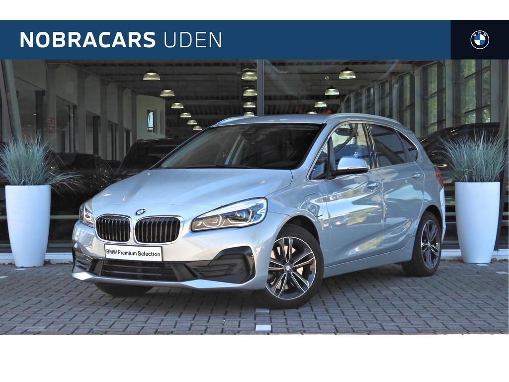 BMW 2 Serie Active Tourer 225xe Sport Line Automaat / Sports, 8 kWh, Gebruikt, Met garantie (alle), 1650 kg