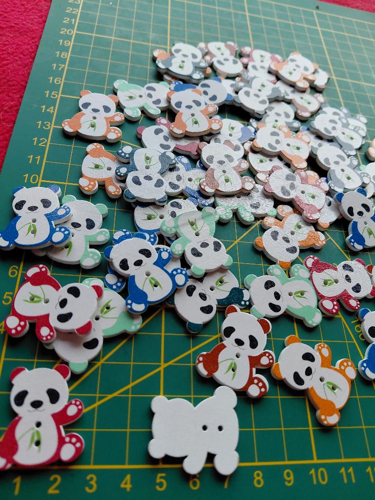 Healifty 100 Stks Houten Knopen Geschilderde Vogels Patroon Kleding Naaien Knop Kaart Maken Knop voor DIY Craft Scrapbooking Breien Decoratie (Verschillende kleur