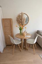 2 witte kuipstoelen, Ophalen, Zo goed als nieuw, Minder dan 4 stoelen