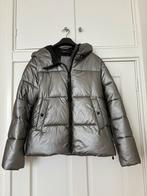 Warme zilverkleurige winterjas van Geisha maat M, Kleding | Dames, Jassen | Winter, Verzenden, Zo goed als nieuw, Maat 38/40 (M)