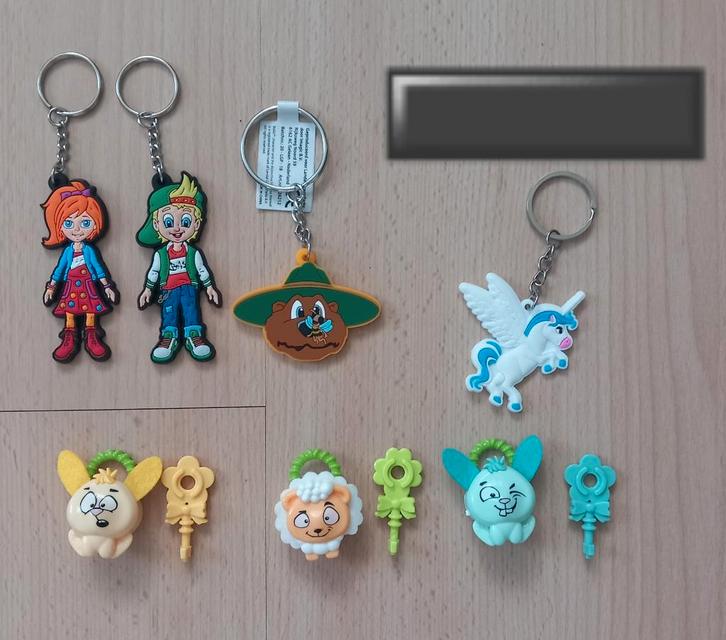 Diverse sleutelhangers Bollo eenhoorn Bas Karlijn, Verzamelen, Sleutelhangers, Zo goed als nieuw, Overige typen, Ophalen