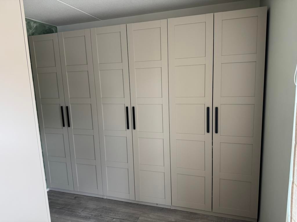 9x IKEA Bergsbo kastdeur 50x229 grijsbeige, Ophalen, 50 tot 100 cm, Zo goed als nieuw, Minder dan 100 cm