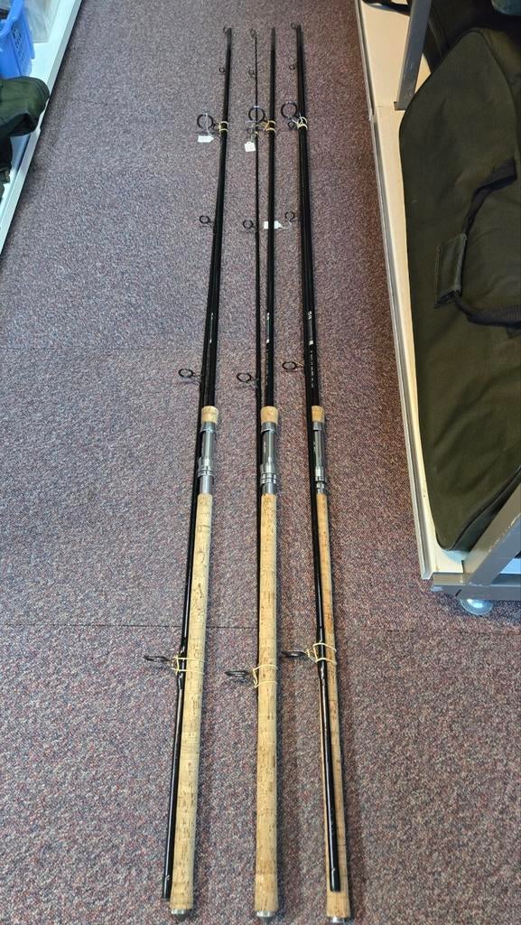 3 x MAD Oldskool 12 ft  2.5-3.0 lb, Ophalen, Zo goed als nieuw, Werphengel