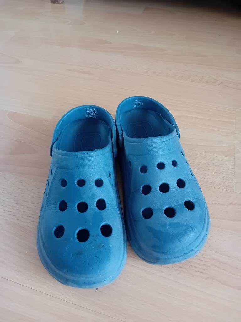 Zara blauwe crocs maat 36, Slippers, Blauw, Zara, Ophalen of Verzenden