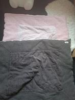 2 Koeka boxkleden, roze en grijs, Ophalen of Verzenden