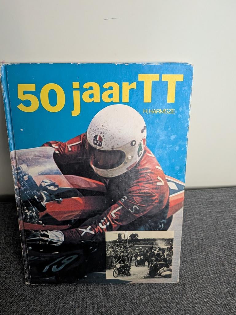 Boek TT ASSEN, Ophalen of Verzenden, Gelezen, Algemeen