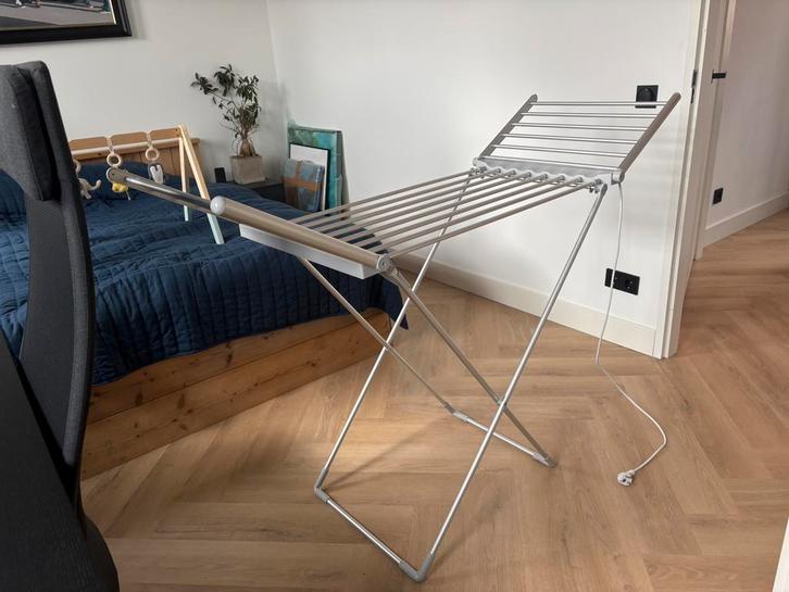 Elektrisch verwarmd droogrek Alora, inklapbaar, 20 stangen, Tuin en Terras, Droogmolens en Wasrekken, Zo goed als nieuw, Wasrek