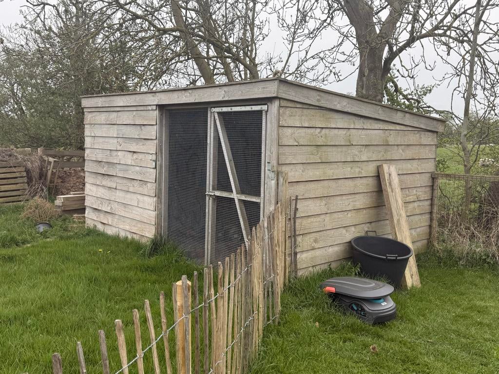 Voormalig Kwartelhoek 4x3x2m - Ideaal voor kleine dieren, Overige typen, Zonder ramen, Hout, 200 tot 400 cm