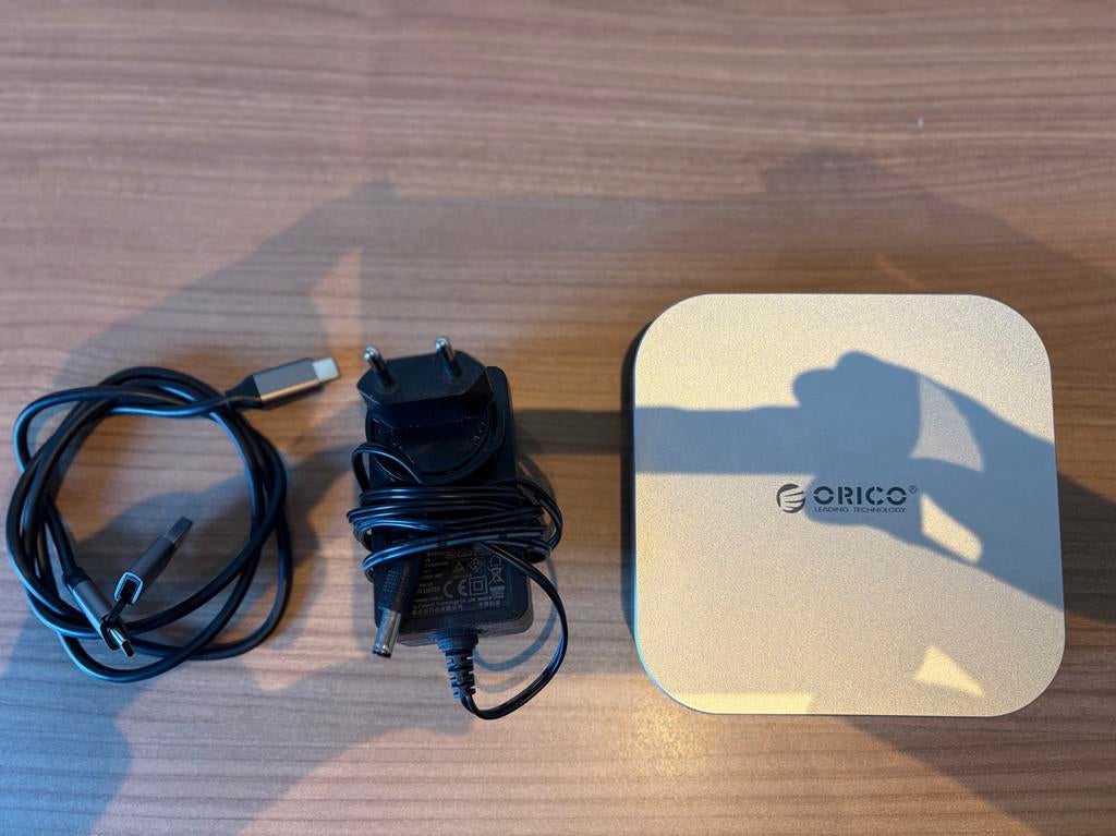 Orico mini link hub, Computers en Software, Dockingstations, Ophalen of Verzenden, Zo goed als nieuw, USB-hub, Laptop