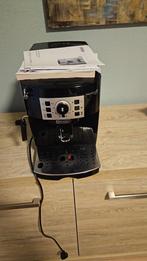 DeLonghi Magnifica S volautomatische koffiemachine, Witgoed en Apparatuur, Koffiezetapparaten, Afneembaar waterreservoir, Gebruikt