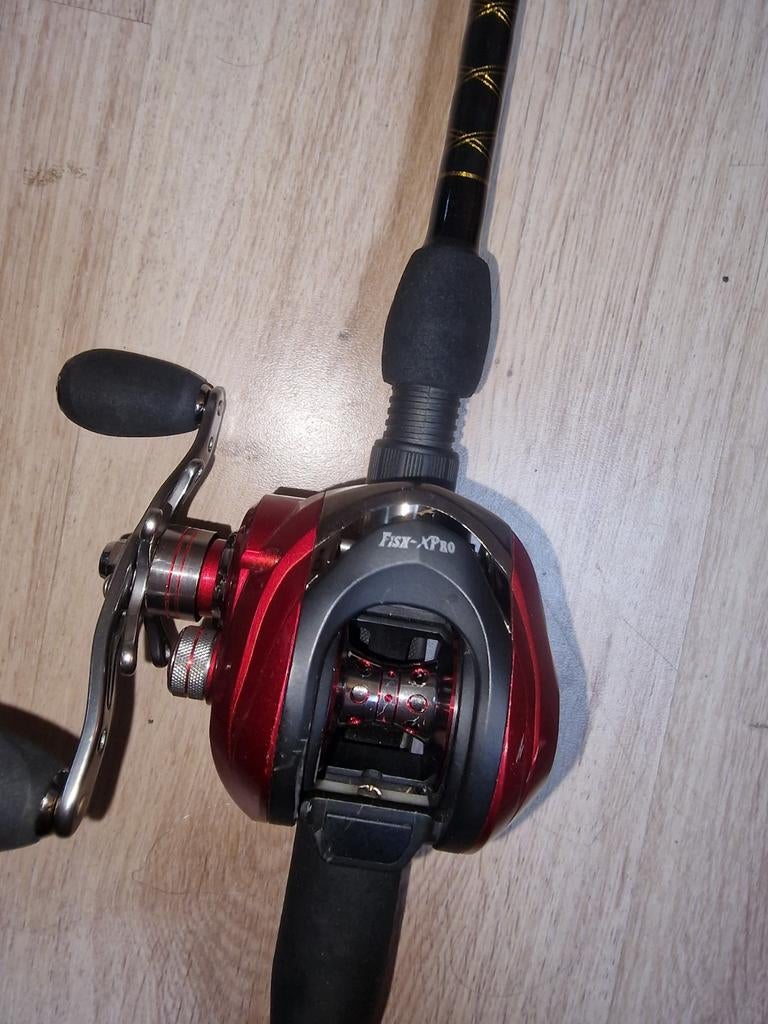 Snoek hengel van Fish xpro, Watersport en Boten, Hengelsport | Roofvissen, Ophalen of Verzenden, Molen