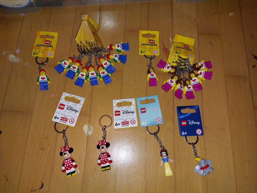 Lego sleutelhangers I love lego disney mickey minnie, Kinderen en Baby's, Speelgoed | Duplo en Lego, Lego, Nieuw, Ophalen of Verzenden