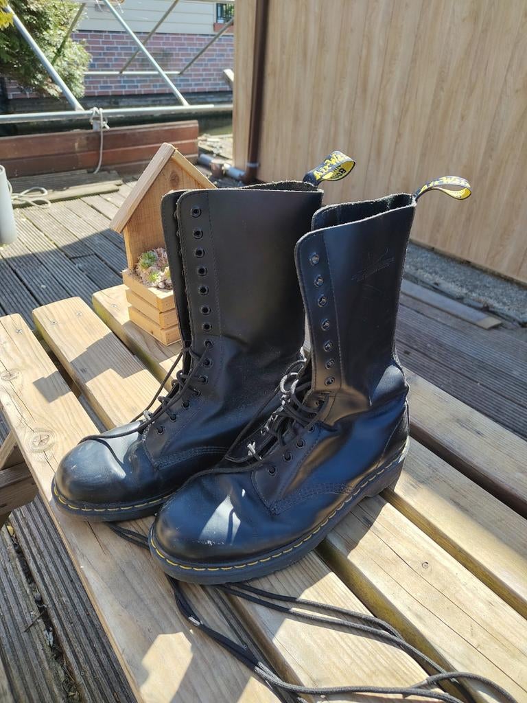 Dr. Martens 1914 Zwarte Leren Hoge Laarzen Maat 45, Kleding | Heren, Schoenen, Ophalen of Verzenden, Gedragen, Zwart