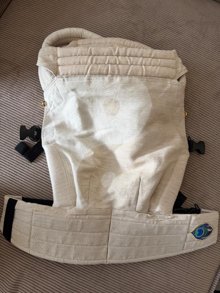 Artipoppe zeitgeist baby carrier, Kinderen en Baby's, Babydragers en Draagdoeken, Buik of Rug, Zo goed als nieuw, Draagzak, Ophalen